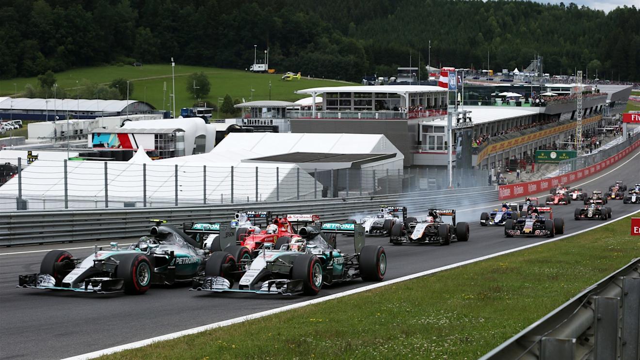 Nico Rosberg (GER) Mercedes AMG F1 W06 leads Lewis Hamilton (GBR) Mercedes AMG F1 W06 at the start of the race at Formula One World Championship, Rd8, Austrian Grand Prix, Race, Spielberg, Austria, Sunday 21 June 2015. © Sutton Motorsport Images