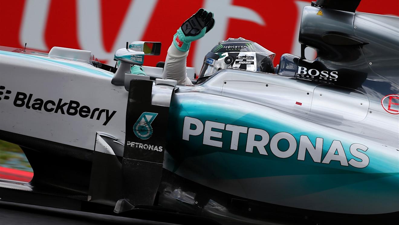 Race winner Nico Rosberg (GER) Mercedes AMG F1 W06 celebrates at Formula One World Championship, Rd8, Austrian Grand Prix, Race, Spielberg, Austria, Sunday 21 June 2015. © Sutton Motorsport Images