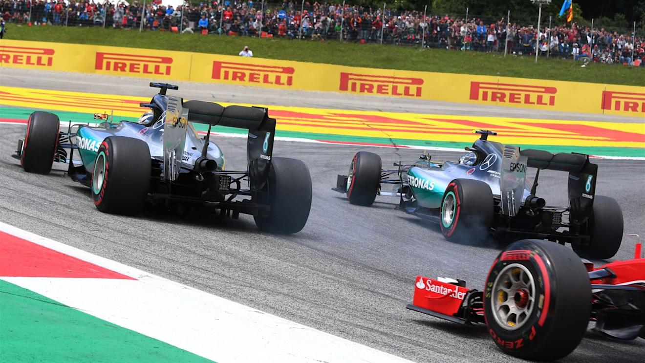 Lewis Hamilton (GBR) Mercedes AMG F1 W06 and Nico Rosberg (GER) Mercedes AMG F1 W06 at the start of the race at Formula One World Championship, Rd8, Austrian Grand Prix, Race, Spielberg, Austria, Sunday 21 June 2015. © Sutton Motorsport Images