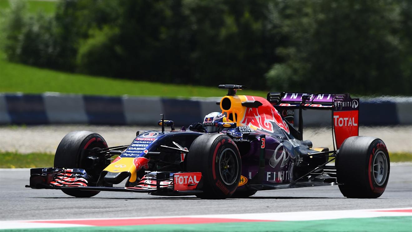 Daniel Ricciardo (AUS) Red Bull Racing RB11 at Formula One Testing, Day Two, Spielberg, Austria, Wednesday 24 June 2015. © Sutton Motorsport Images