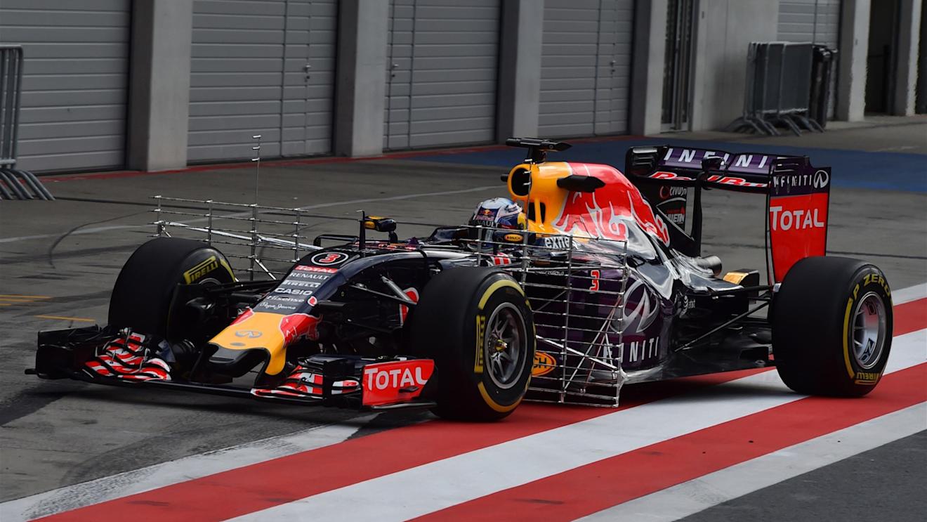Daniel Ricciardo (AUS) Red Bull Racing RB11 with aero device at Formula One Testing, Day Two, Spielberg, Austria, Wednesday 24 June 2015. © Sutton Motorsport Images