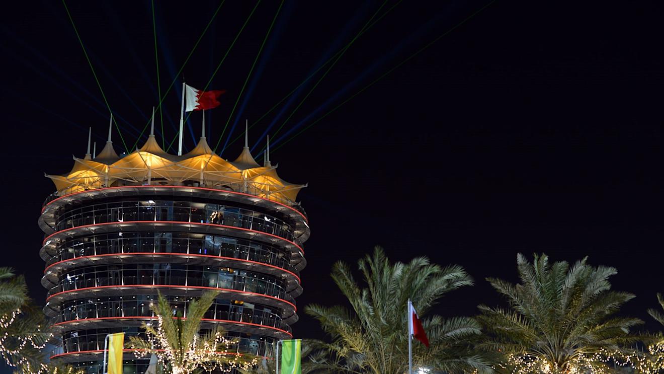 Paddock at night at Formula One World Championship, Rd4, Bahrain Grand Prix Race, Bahrain International Circuit, Sakhir, Bahrain, Sunday 19  April 2015. © Sutton Motorsport Images