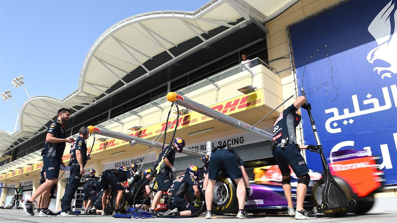 Red Bull Racing pit stop practice at Formula One World Championship, Rd4, Bahrain Grand Prix Preparations, Bahrain International Circuit, Sakhir, Bahrain, Thursday 16  April 2015. © Sutton Motorsport Images