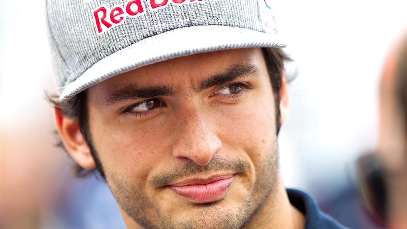 Carlos Sainz (ESP) Scuderia Toro Rosso at Formula One World Championship, Rd12, Italian Grand Prix, Preparations, Monza, Italy, Thursday 3 September 2015. © Sutton Motorsport Images