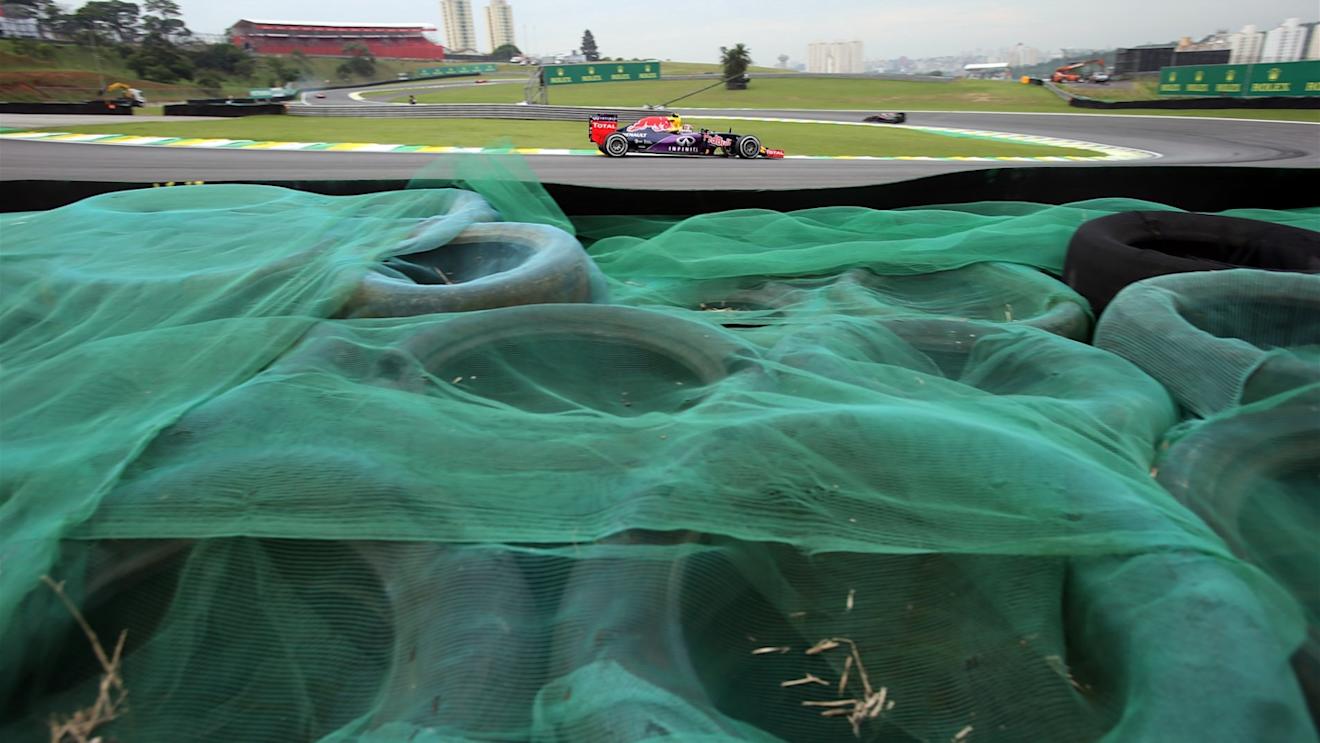 Daniil Kvyat (RUS) Red Bull Racing RB11 at Formula One World Championship, Rd18, Brazilian Grand Prix, Practice, Interlagos, Sao Paulo, Brazil, Friday 13 November 2015. © Sutton Motorsport Images