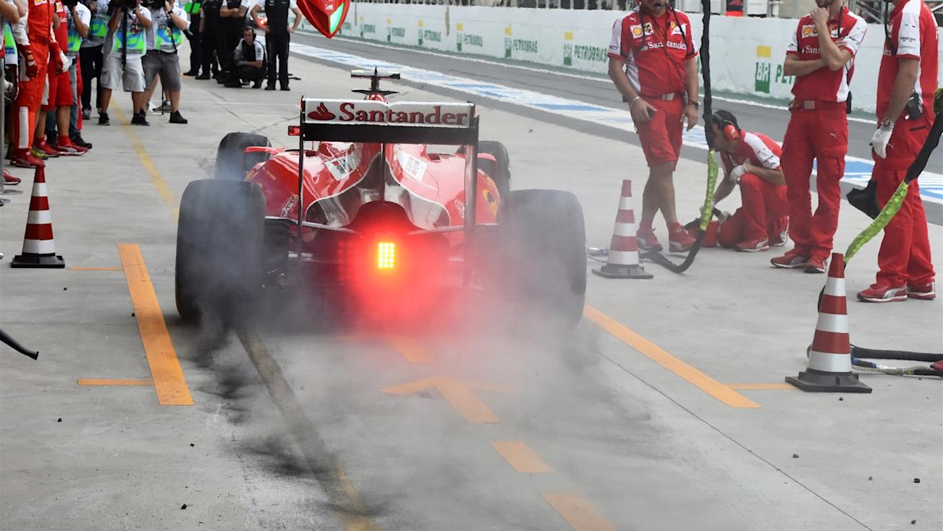 Kimi Raikkonen (FIN) Ferrari SF15-T and tyre smoke at Formula One World Championship, Rd18, Brazilian Grand Prix, Practice, Interlagos, Sao Paulo, Brazil, Friday 13 November 2015. © Sutton Motorsport Images