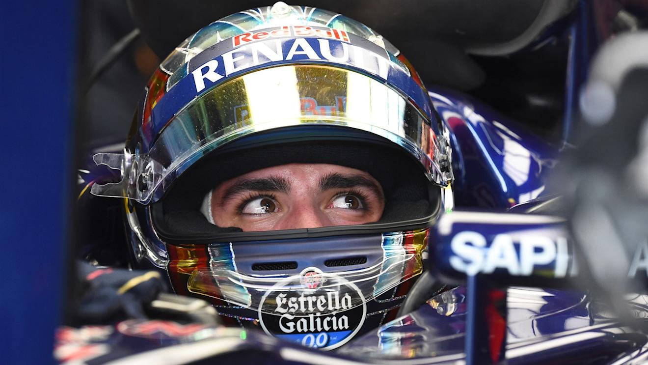 Carlos Sainz jr (ESP) Scuderia Toro Rosso STR10 at Formula One World Championship, Rd18, Brazilian Grand Prix, Practice, Interlagos, Sao Paulo, Brazil, Friday 13 November 2015. © Sutton Motorsport Images