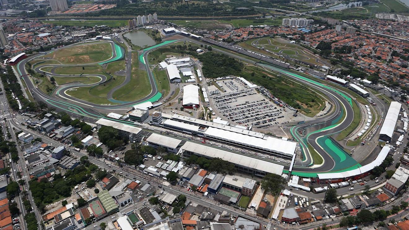 Aerial view at Formula One World Championship, Rd18, Brazilian Grand Prix, Qualifying, Interlagos, Sao Paulo, Brazil, Saturday 14 November 2015. © Sutton Motorsport Images