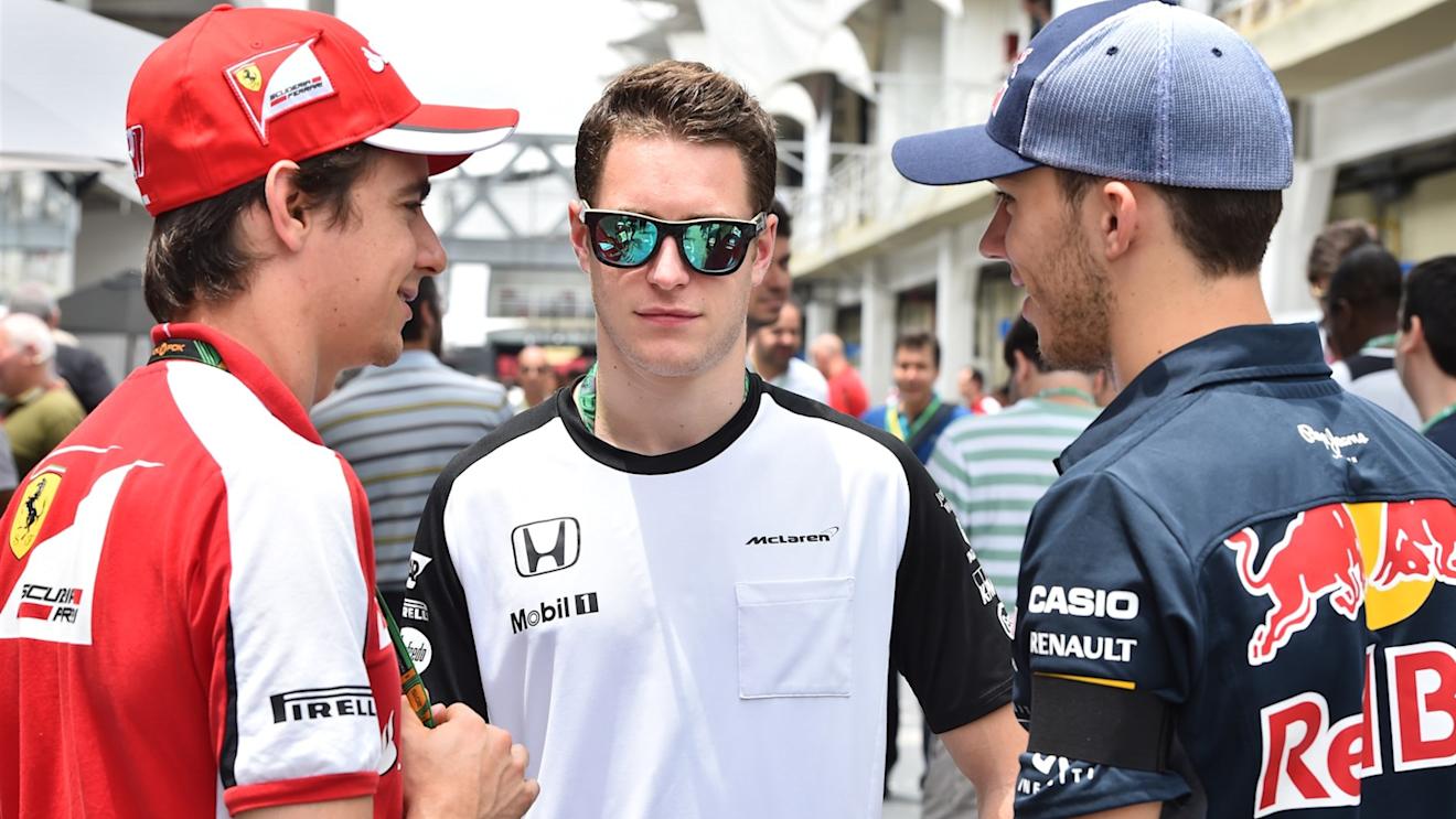 Esteban Gutierrez (MEX) Ferrari Test and Reserve Driver, Stoffel Vandoorne (BEL) McLaren and Pierre Gasly (FRA) at Formula One World Championship, Rd18, Brazilian Grand Prix, Race, Interlagos, Sao Paulo, Brazil, Sunday 15 November 2015. © Sutton Motorsport Images