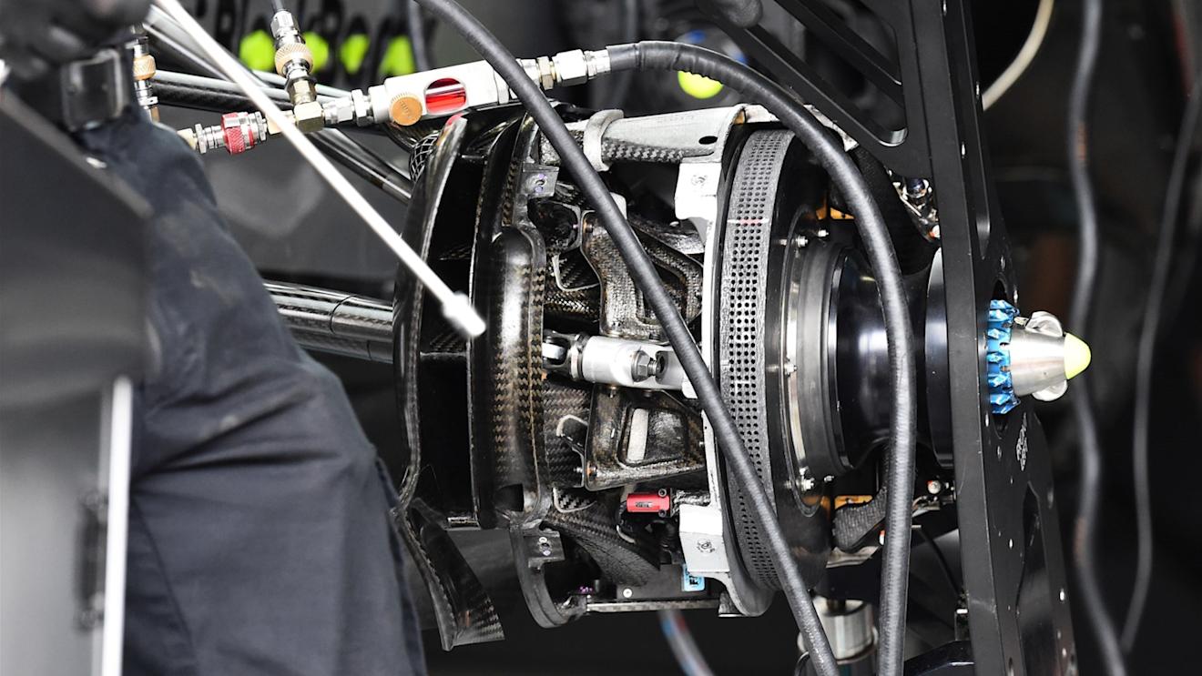 Mercedes AMG F1 W06 front wheel hub and brake detail at Formula One World Championship, Rd18, Brazilian Grand Prix, Preparations, Interlagos, Sao Paulo, Brazil, Thursday 12 November 2015. © Sutton Motorsport Images