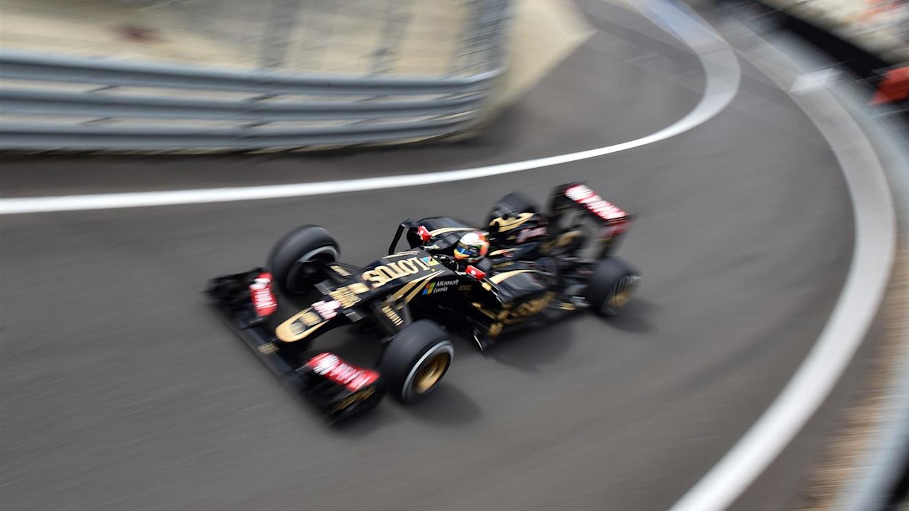 Romain Grosjean (FRA) Lotus E23 Hybrid at Formula One World Championship, Rd9, British Grand Prix, Qualifying, Silverstone, England, Saturday 4 July 2015. © Sutton Motorsport Images