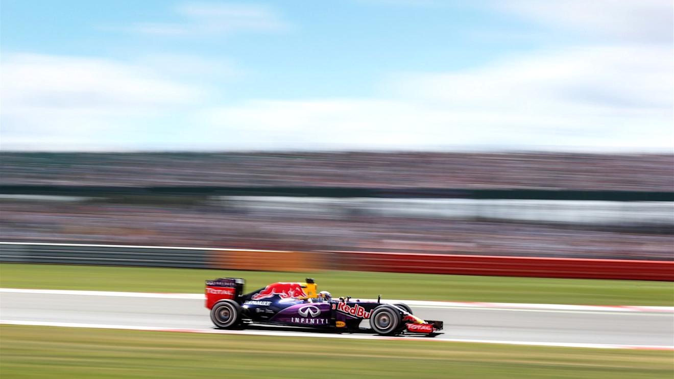 Daniel Ricciardo (AUS) Red Bull Racing RB11 at Formula One World Championship, Rd9, British Grand Prix, Qualifying, Silverstone, England, Saturday 4 July 2015. © Sutton Motorsport Images