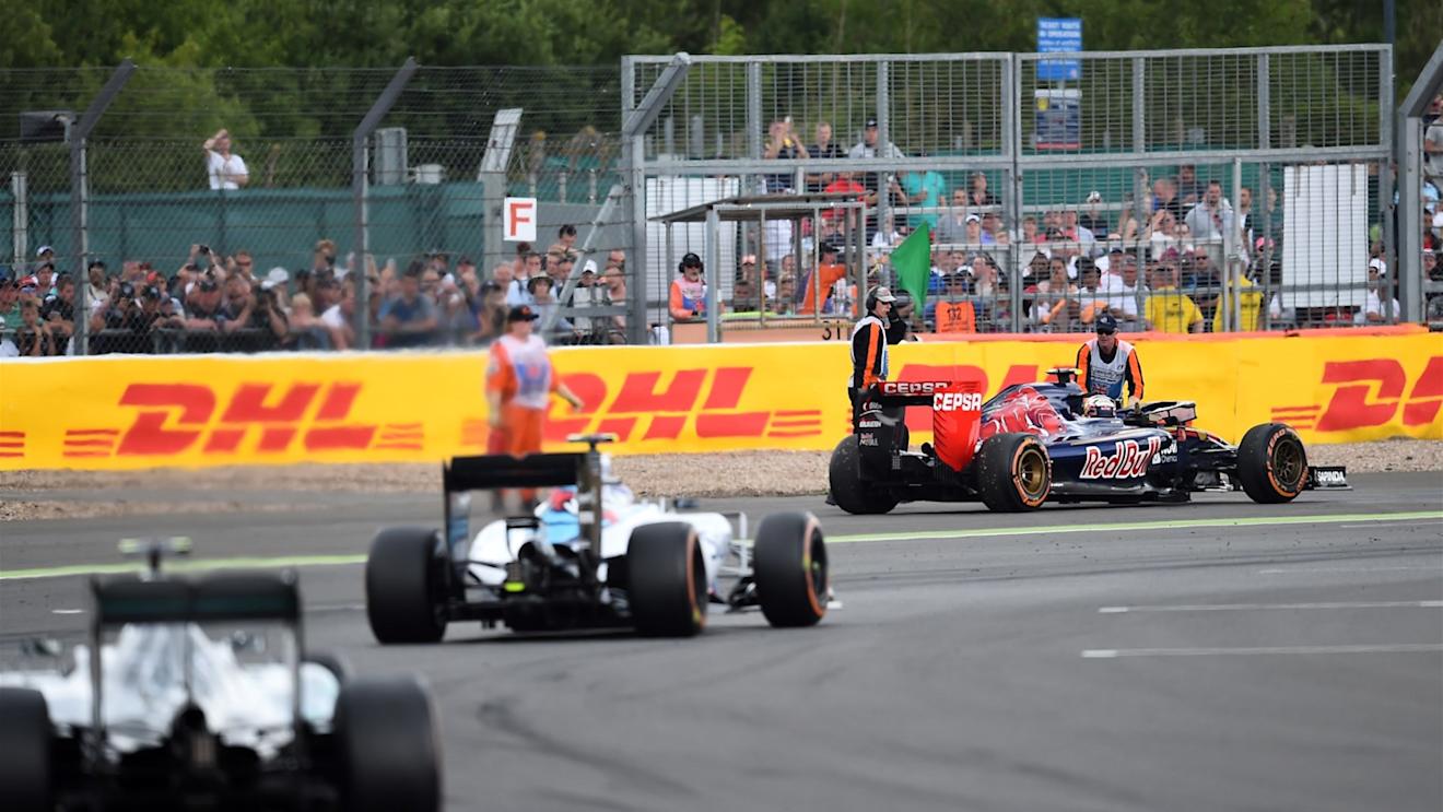 Carlos Sainz jr (ESP) Scuderia Toro Rosso STR10 retires from the race at Formula One World Championship, Rd9, British Grand Prix, Race, Silverstone, England, Sunday 5 July 2015. © Sutton Motorsport Images