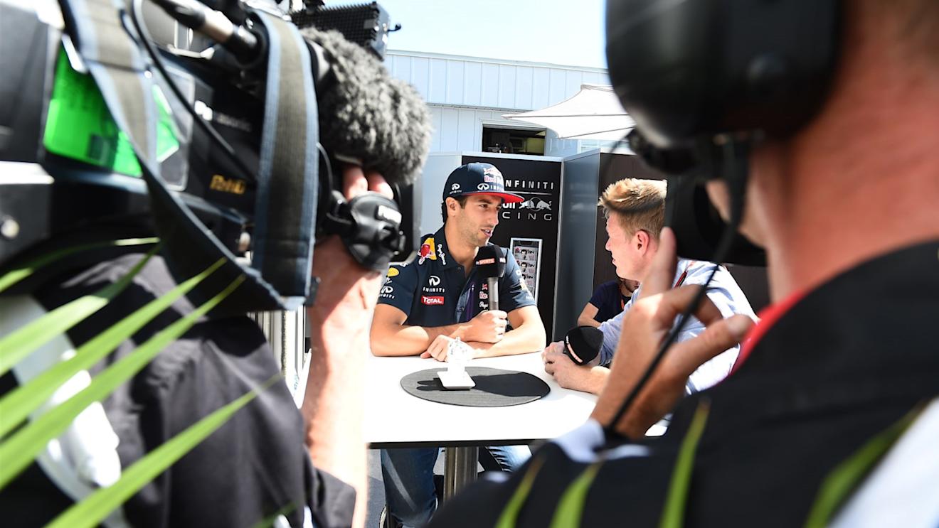 Daniel Ricciardo (AUS) Red Bull Racing talks with Simon Lazenby (GBR) Sky TV at Formula One World Championship, Rd7, Canadian Grand Prix, Race, Montreal, Canada, Sunday 7 June 2015. © Sutton Motorsport Images