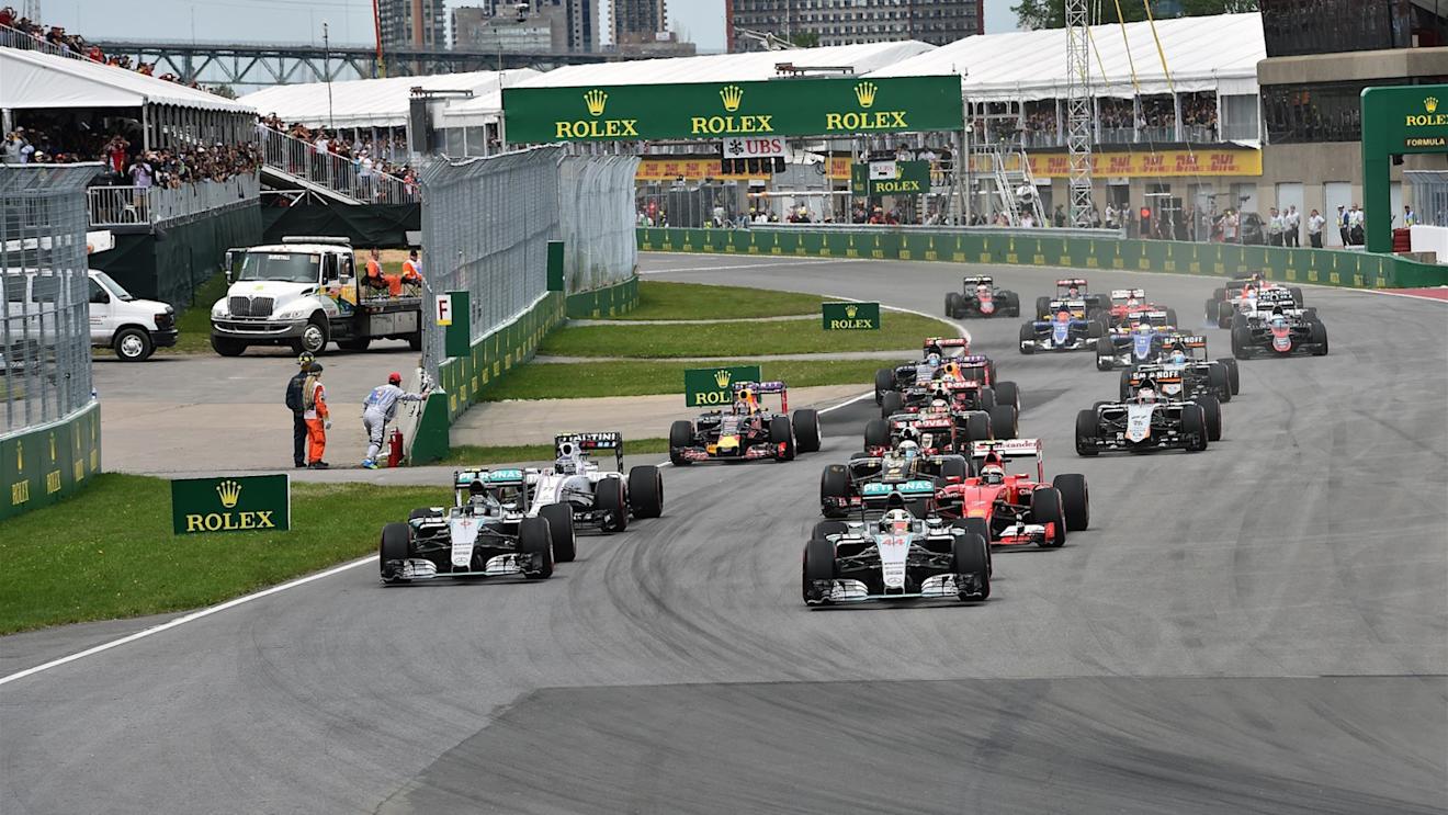 Lewis Hamilton (GBR) Mercedes AMG F1 W06 leads at the start of the race at Formula One World Championship, Rd7, Canadian Grand Prix, Race, Montreal, Canada, Sunday 7 June 2015. © Sutton Motorsport Images