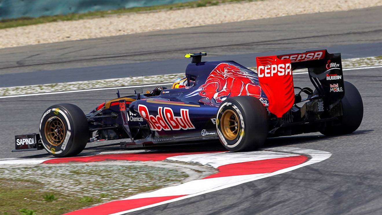 Carlos Sainz jr (ESP) Scuderia Toro Rosso STR10 at Formula One World Championship, Rd3, Chinese Grand Prix, Practice, Shanghai, China, Friday 10 April 2015. © Sutton Motorsport Images
