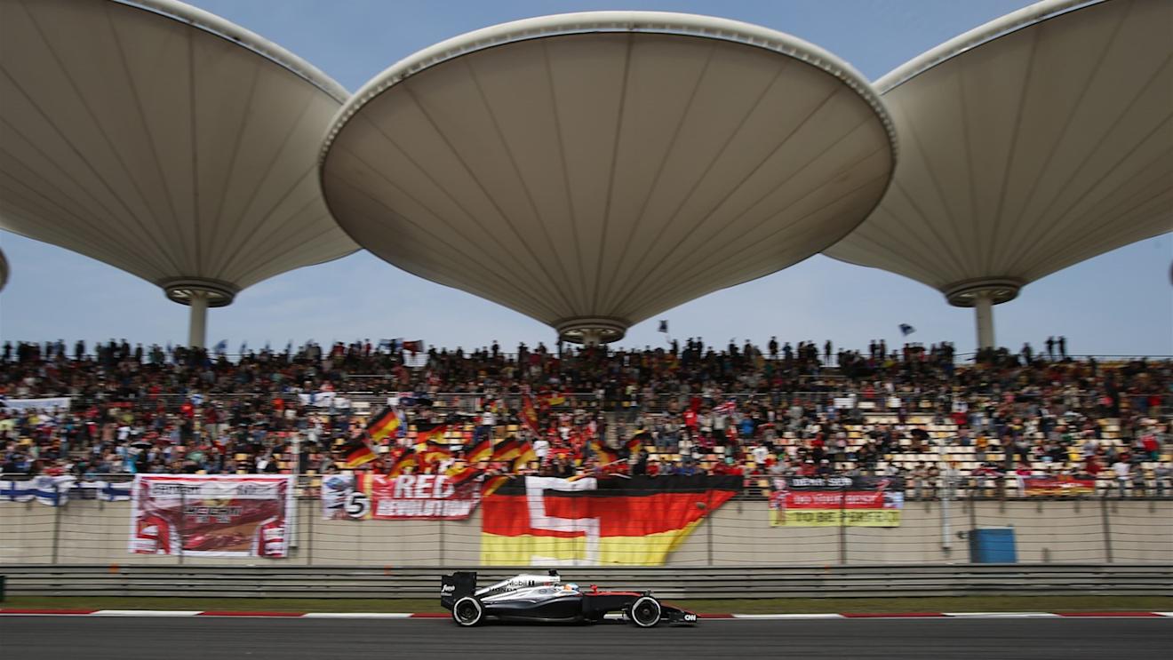 Fernando Alonso (ESP) McLaren MP4-30 at Formula One World Championship, Rd3, Chinese Grand Prix, Qualifying, Shanghai, China, Saturday 11 April 2015. © Sutton Motorsport Images