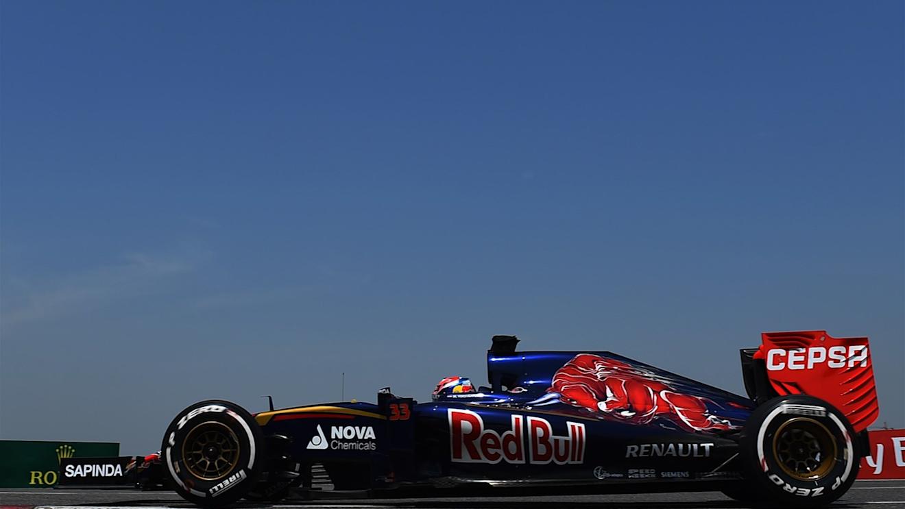 Max Verstappen (NDL) Scuderia Toro Rosso STR10 at Formula One World Championship, Rd3, Chinese Grand Prix, FP3, Shanghai, China, Saturday 11 April 2015. © Sutton Motorsport Images