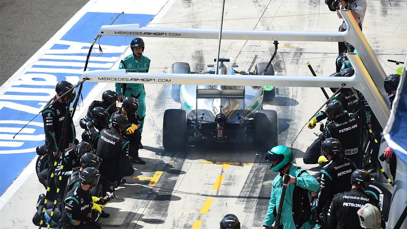 Lewis Hamilton (GBR) Mercedes AMG F1 W06 pits for a new front wing at Formula One World Championship, Rd10, Hungarian Grand Prix, Race, Hungaroring, Hungary, Sunday 26 July 2015. © Sutton Motorsport Images