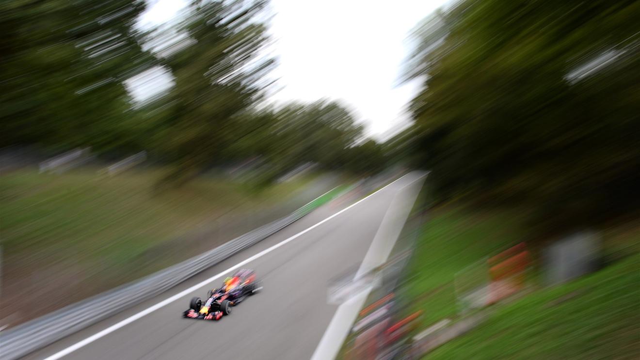 Daniil Kvyat (RUS) Red Bull Racing RB11 at Formula One World Championship, Rd12, Italian Grand Prix, Practice, Monza, Italy, Friday 4  September 2015. © Sutton Motorsport Images