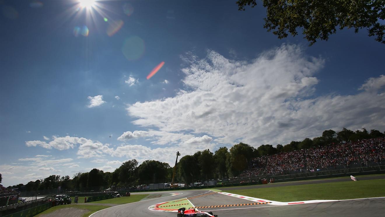 Roberto Merhi (ESP) Marussia at Formula One World Championship, Rd12, Italian Grand Prix, Qualifying, Monza, Italy, Saturday 5  September 2015. © Sutton Motorsport Images