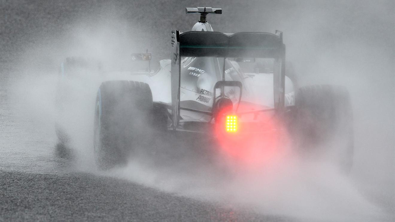 Lewis Hamilton (GBR) Mercedes AMG F1 W06 at Formula One World Championship, Rd14, Japanese Grand Prix, Practice, Suzuka, Japan, Friday 25 September 2015. © Sutton Motorsport Images