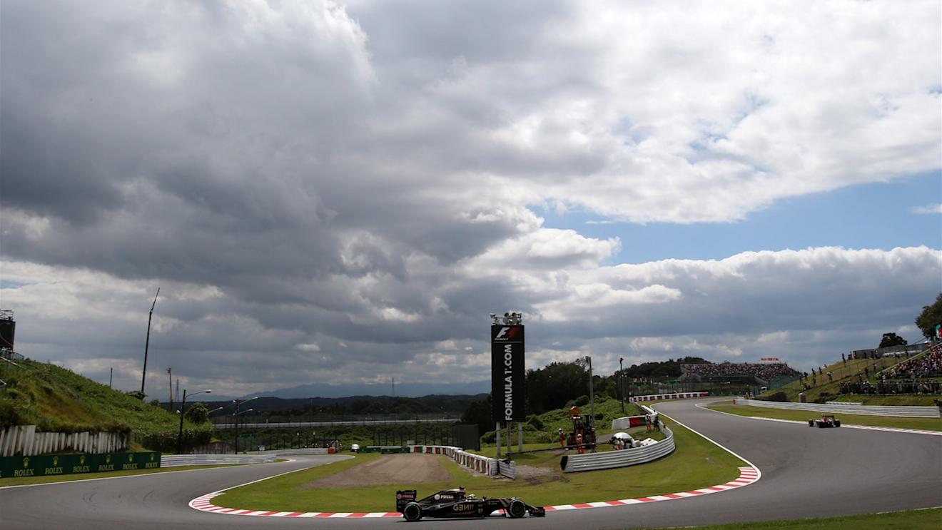 Pastor Maldonado (VEN) Lotus E23 Hybrid at Formula One World Championship, Rd14, Japanese Grand Prix, Qualifying, Suzuka, Japan, Saturday 26 September 2015. © Sutton Motorsport Images