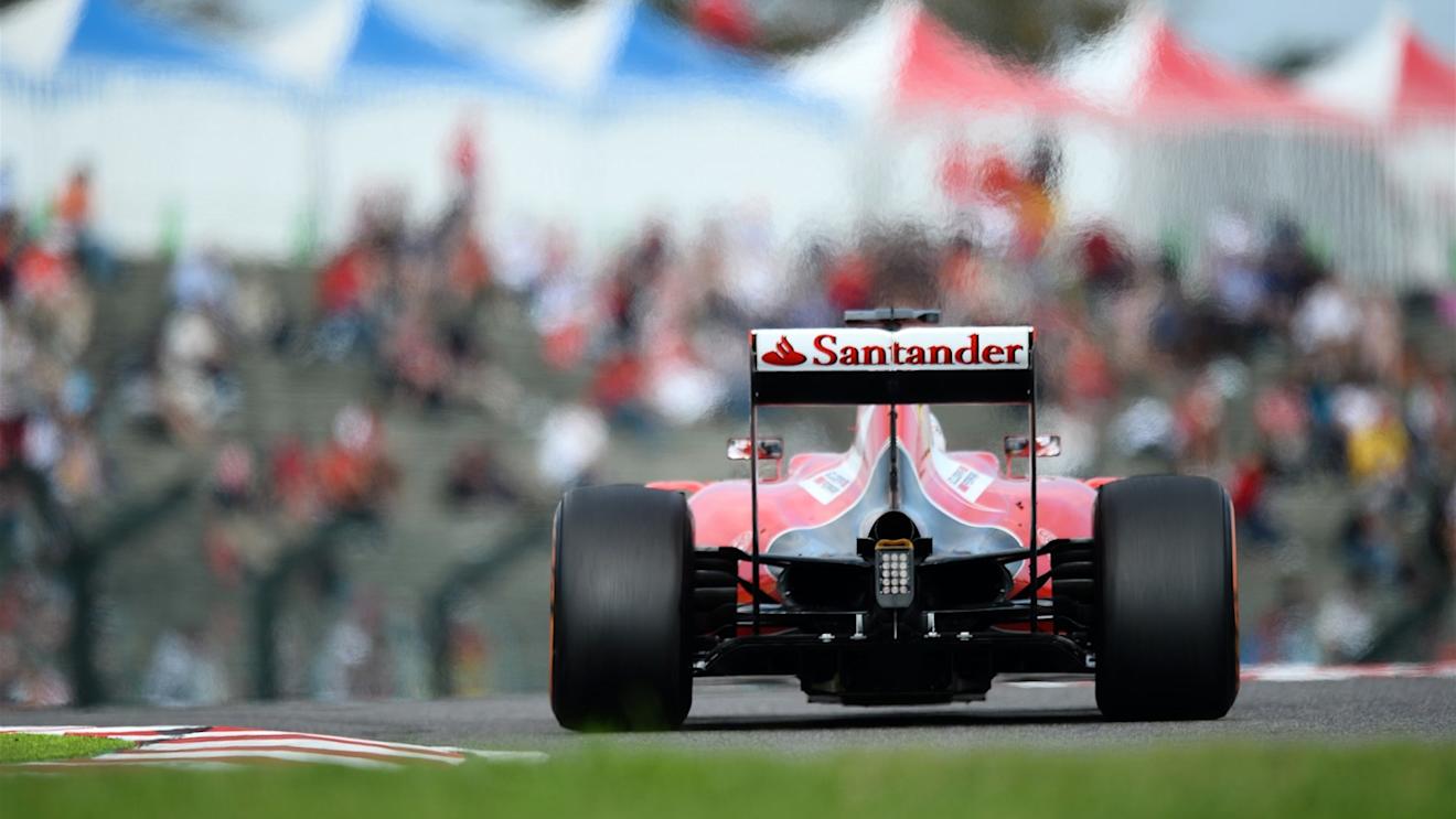 Sebastian Vettel (GER) Ferrari SF15-T at Formula One World Championship, Rd14, Japanese Grand Prix, Race, Suzuka, Japan, Sunday 27 September 2015. © Sutton Motorsport Images