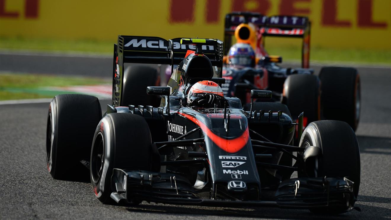 Jenson Button (GBR) McLaren MP4-30 at Formula One World Championship, Rd14, Japanese Grand Prix, Race, Suzuka, Japan, Sunday 27 September 2015. © Sutton Motorsport Images
