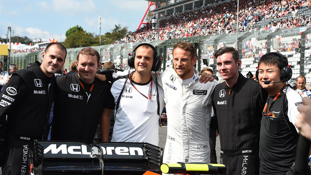 Jenson Button (GBR) McLaren on the grid on the grid at Formula One World Championship, Rd14, Japanese Grand Prix, Race, Suzuka, Japan, Sunday 27 September 2015. © Sutton Motorsport Images