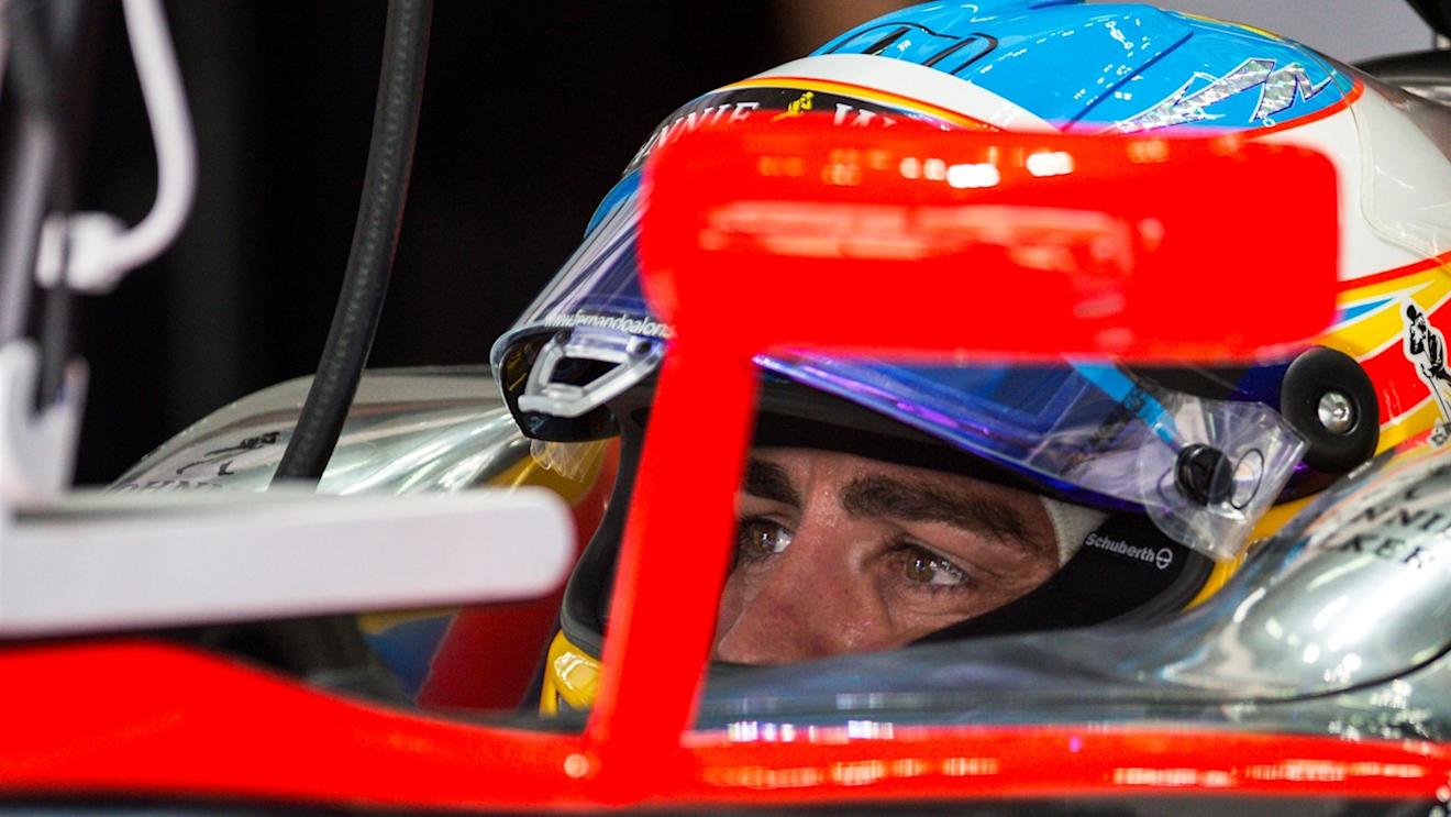 Fernando Alonso (ESP) McLaren MP4-30 at Formula One World Championship, Rd2, Malaysian Grand Prix, Practice, Sepang, Malaysia, Friday 27  March 2015. © Sutton Motorsport Images