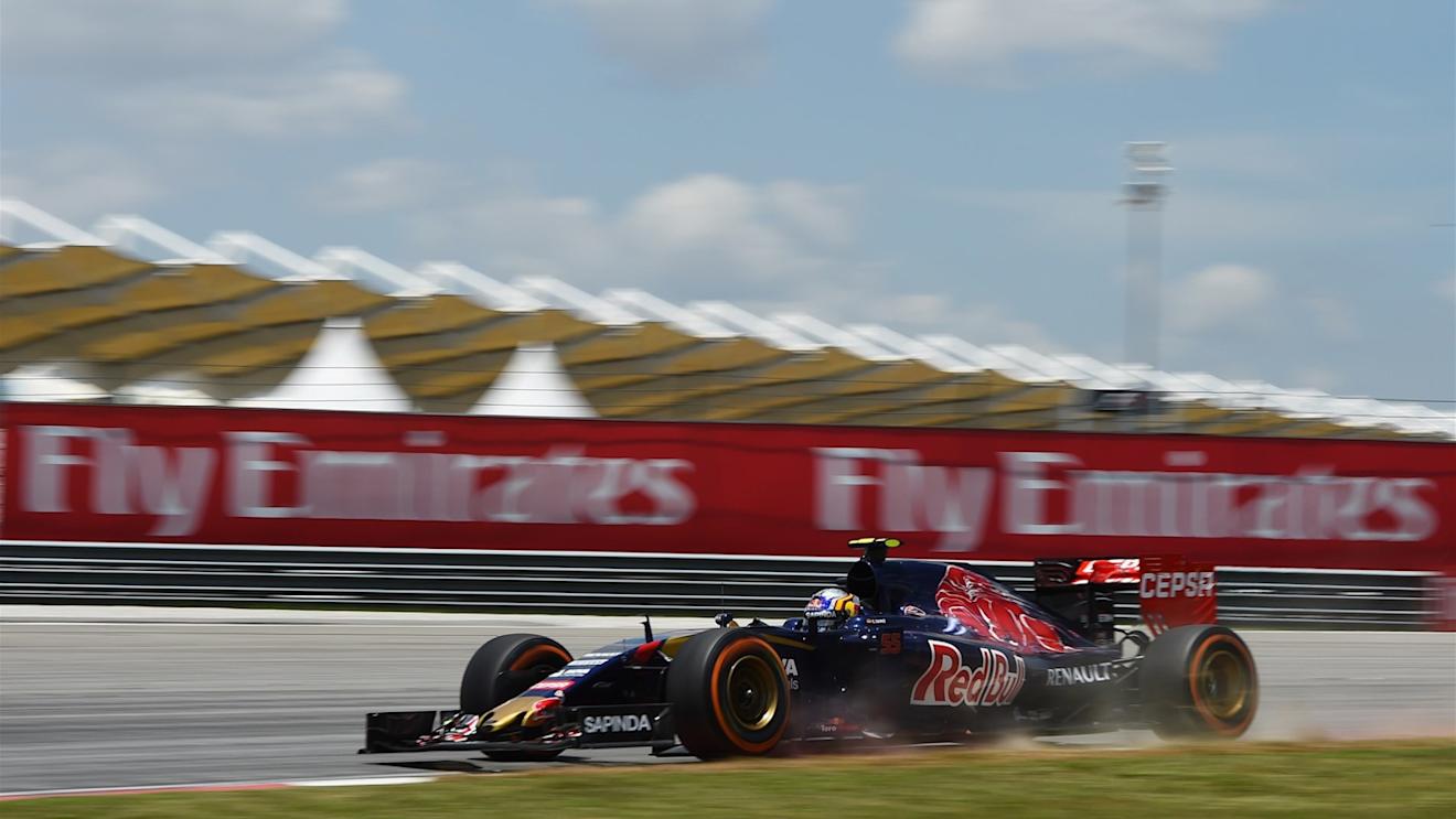 Carlos Sainz jr (ESP) Scuderia Toro Rosso STR10 at Formula One World Championship, Rd2, Malaysian Grand Prix, Practice, Sepang, Malaysia, Friday 27  March 2015. © Sutton Motorsport Images