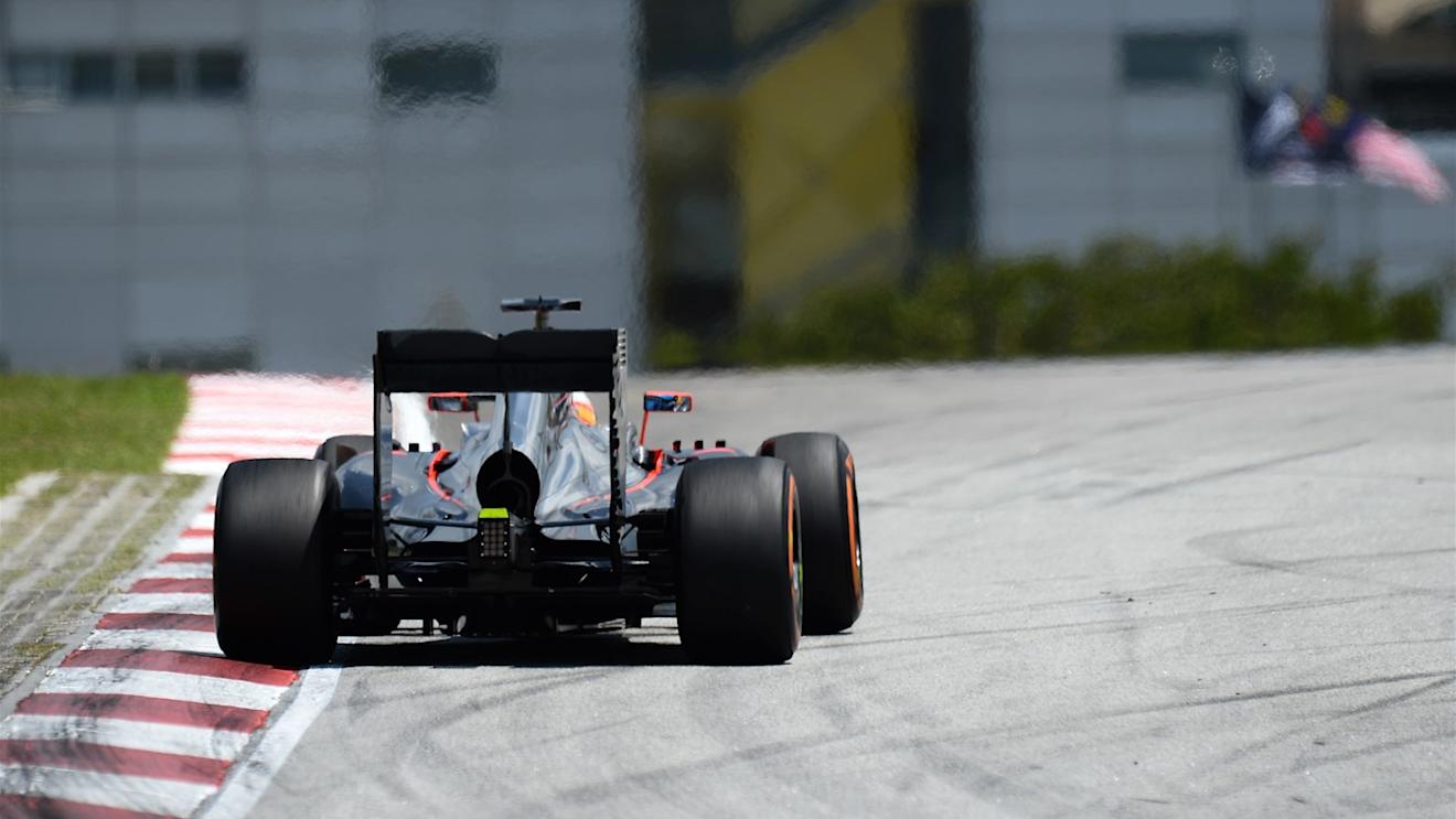 Fernando Alonso (ESP) McLaren MP4-30 at Formula One World Championship, Rd2, Malaysian Grand Prix, Qualifying, Sepang, Malaysia, Saturday 28  March 2015. © Sutton Motorsport Images