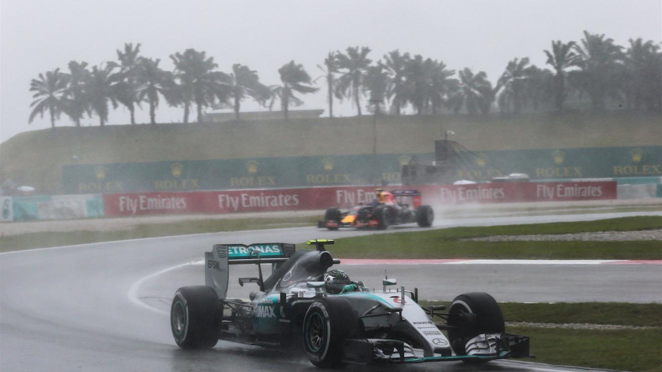 Nico Rosberg (GER) Mercedes AMG F1 W06 at Formula One World Championship, Rd2, Malaysian Grand Prix, Qualifying, Sepang, Malaysia, Saturday 28  March 2015. © Sutton Motorsport Images