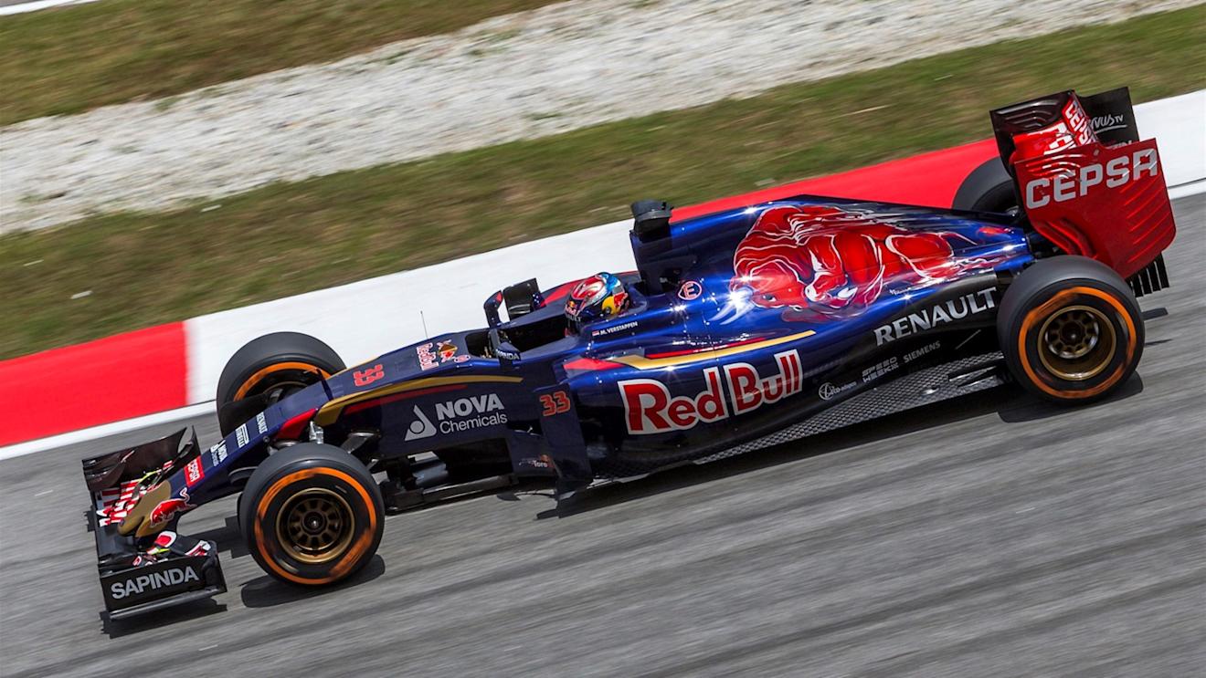 Max Verstappen (NDL) Scuderia Toro Rosso STR10 at Formula One World Championship, Rd2, Malaysian Grand Prix, free practice 3, Sepang, Malaysia, Saturday 28  March 2015. © Sutton Motorsport Images