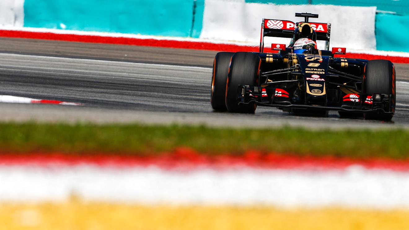 Romain Grosjean (FRA) Lotus E23 Hybrid at Formula One World Championship, Rd2, Malaysian Grand Prix, Practice, Sepang, Malaysia, Friday 27  March 2015. © Sutton Motorsport Images