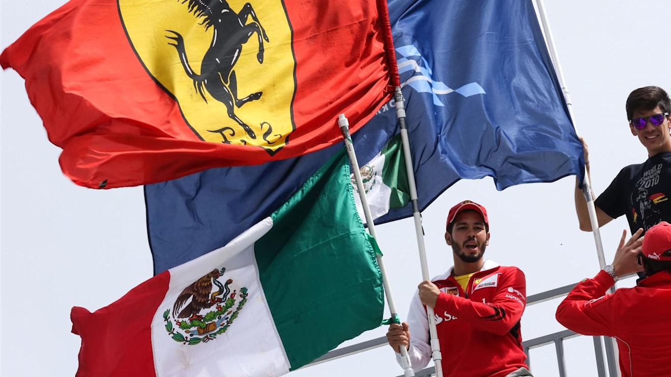 Fans and flags at Formula One World Championship, Rd17, Mexican Grand Prix, Practice, Circuit Hermanos Rodriguez, Mexico City, Mexico, Friday 30 October 2015. © Sutton Motorsport Images