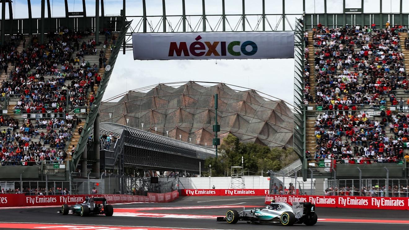 Nico Rosberg (GER) Mercedes AMG F1 W06 at Formula One World Championship, Rd17, Mexican Grand Prix, Qualifying, Circuit Hermanos Rodriguez, Mexico City, Mexico, Saturday 31 October 2015. © Sutton Motorsport Images