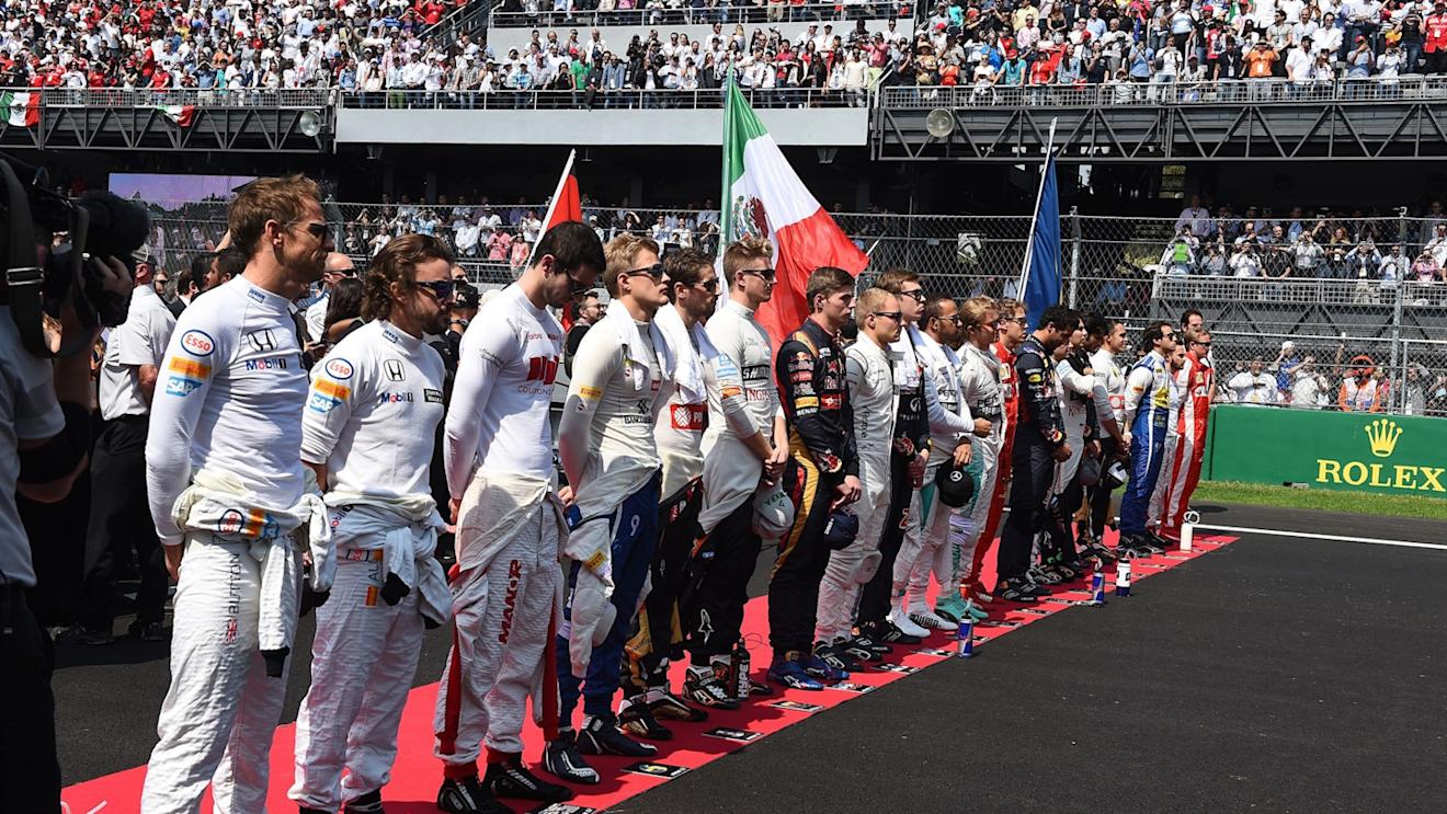 Drivers observe the National Anthem on the grid at Formula One World Championship, Rd17, Mexican Grand Prix, Race, Circuit Hermanos Rodriguez, Mexico City, Mexico, Sunday 1  November 2015. © Sutton Motorsport Images