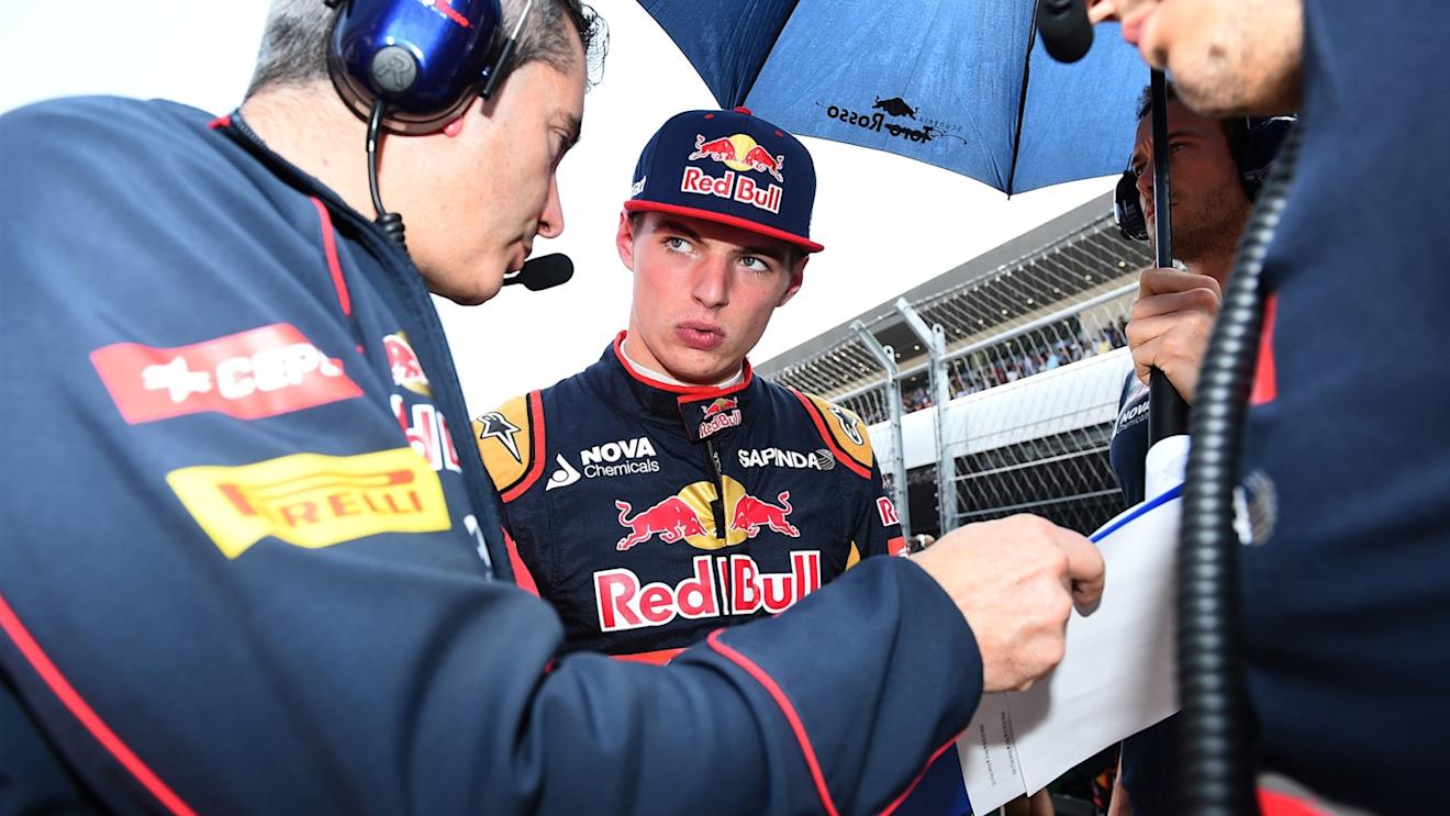 Max Verstappen (NDL) Scuderia Toro Rosso on the grid at Formula One World Championship, Rd17, Mexican Grand Prix, Race, Circuit Hermanos Rodriguez, Mexico City, Mexico, Sunday 1  November 2015. © Sutton Motorsport Images