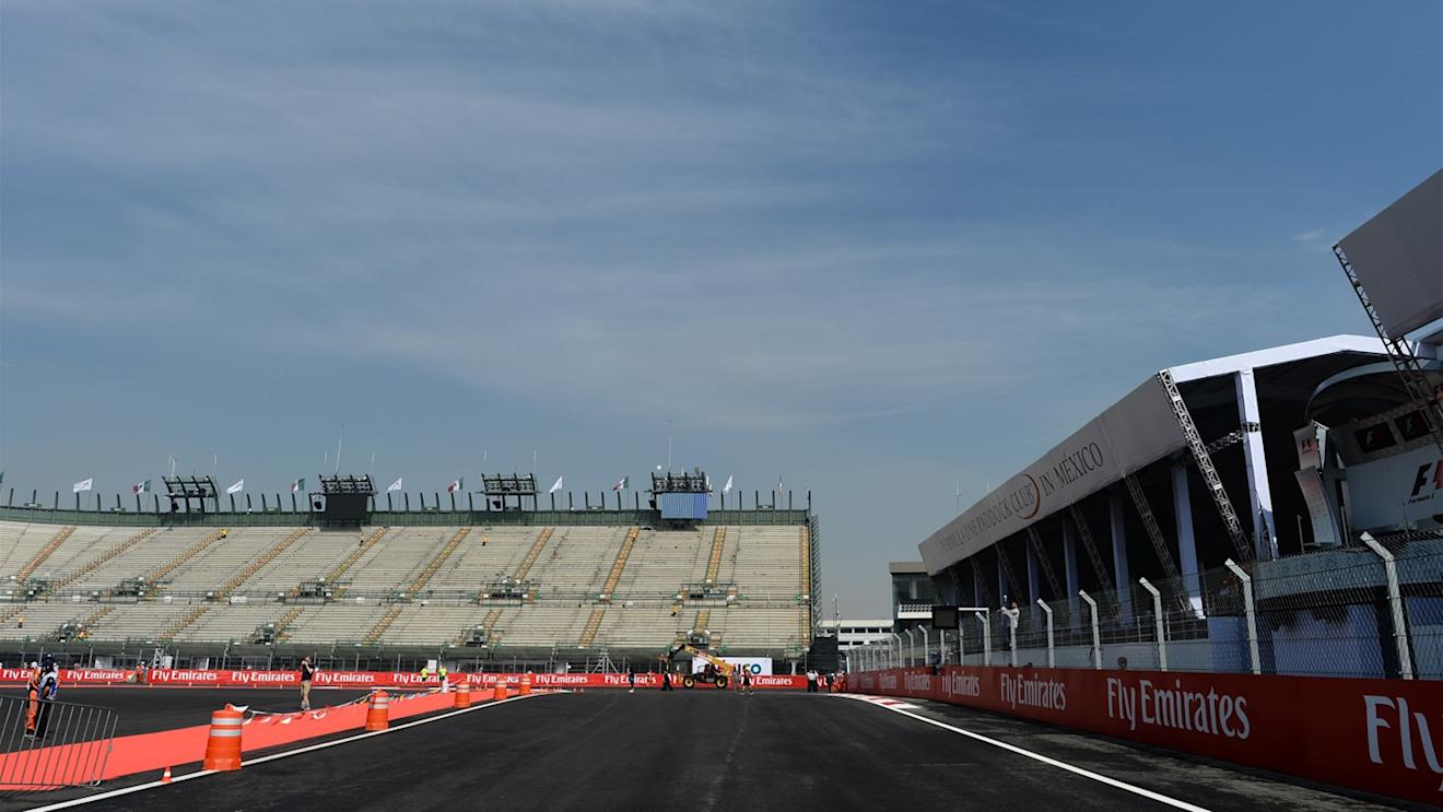 Track view at Formula One World Championship, Rd17, Mexican Grand Prix, Preparations, Circuit Hermanos Rodriguez, Mexico City, Mexico, Thursday 29 October 2015. © Sutton Motorsport Images