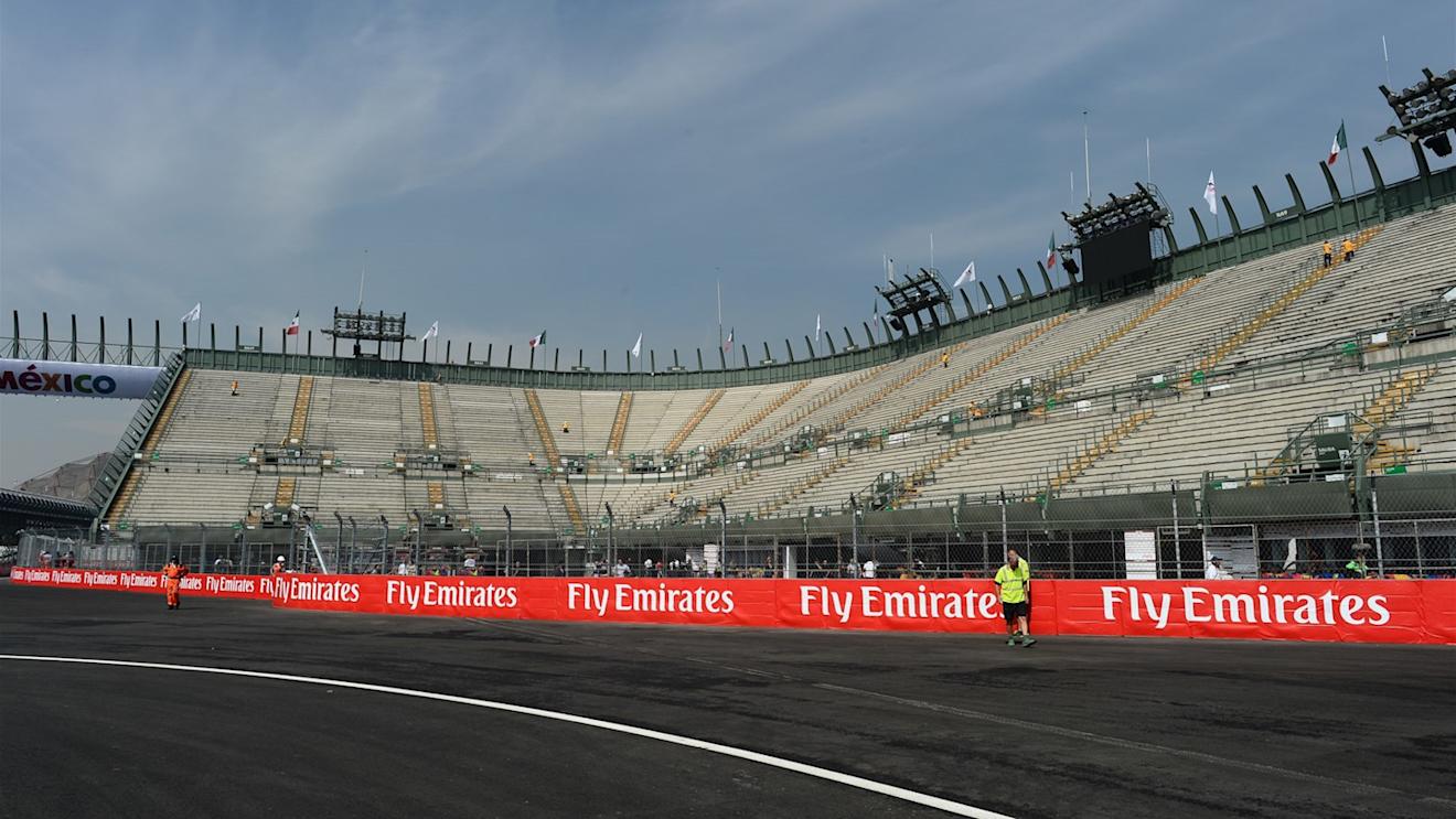 Track view at Formula One World Championship, Rd17, Mexican Grand Prix, Preparations, Circuit Hermanos Rodriguez, Mexico City, Mexico, Thursday 29 October 2015. © Sutton Motorsport Images