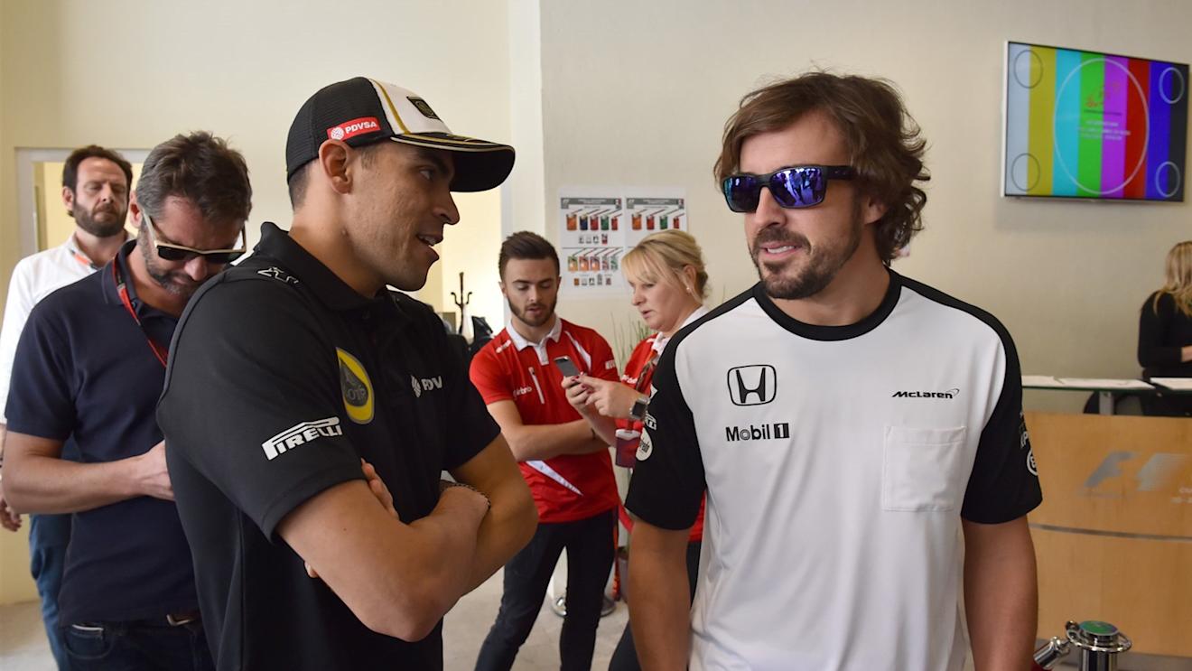 Pastor Maldonado (VEN) Lotus and Fernando Alonso (ESP) McLaren at Formula One World Championship, Rd17, Mexican Grand Prix, Preparations, Circuit Hermanos Rodriguez, Mexico City, Mexico, Thursday 29 October 2015. © Sutton Motorsport Images
