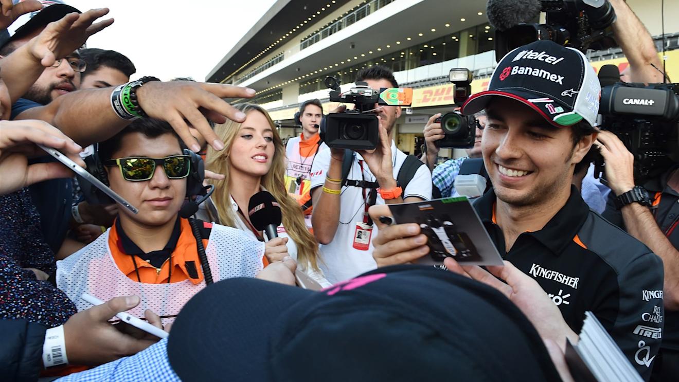 Sergio Perez (MEX) Force India signs autographs for the fans Formula One World Championship, Rd17, Mexican Grand Prix, Preparations, Circuit Hermanos Rodriguez, Mexico City, Mexico, Thursday 29 October 2015. © Sutton Motorsport Images