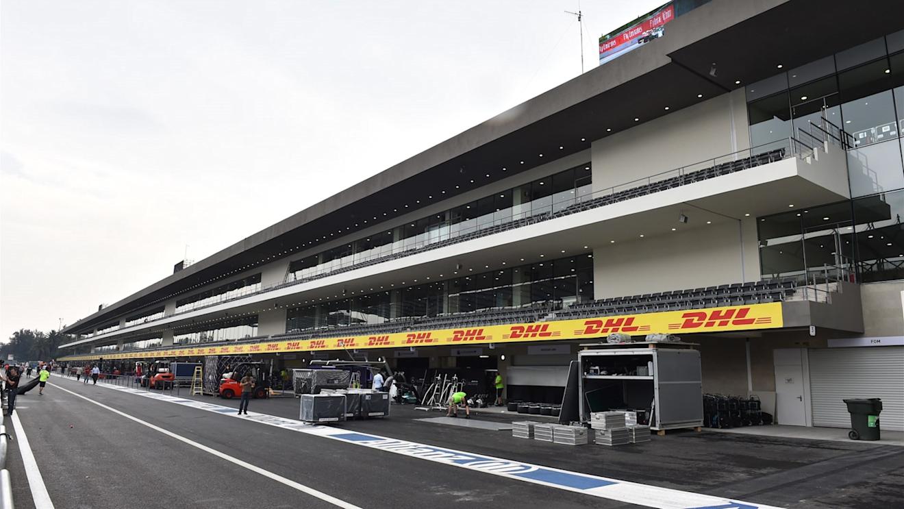 Pit lane at Formula One World Championship, Rd17, Mexican Grand Prix, Preparations, Circuit Hermanos Rodriguez, Mexico City, Mexico, Wednesday 28 October 2015. © Sutton Motorsport Images