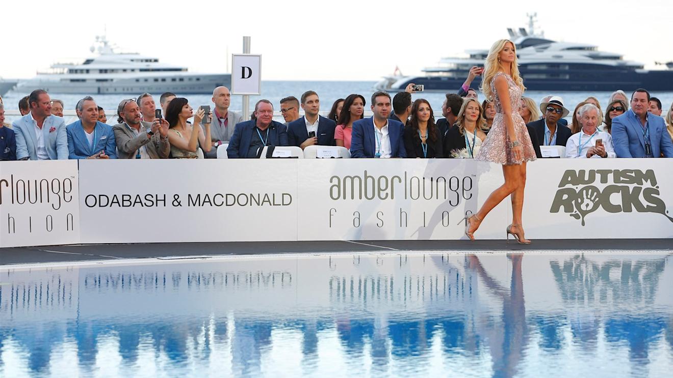 Victoria Silvstedt at Amber Lounge Fashion Show, Le Meridien Beach Plaza, Monte Carlo, Monaco, 22 May 2015. © Sutton Motorsport Images