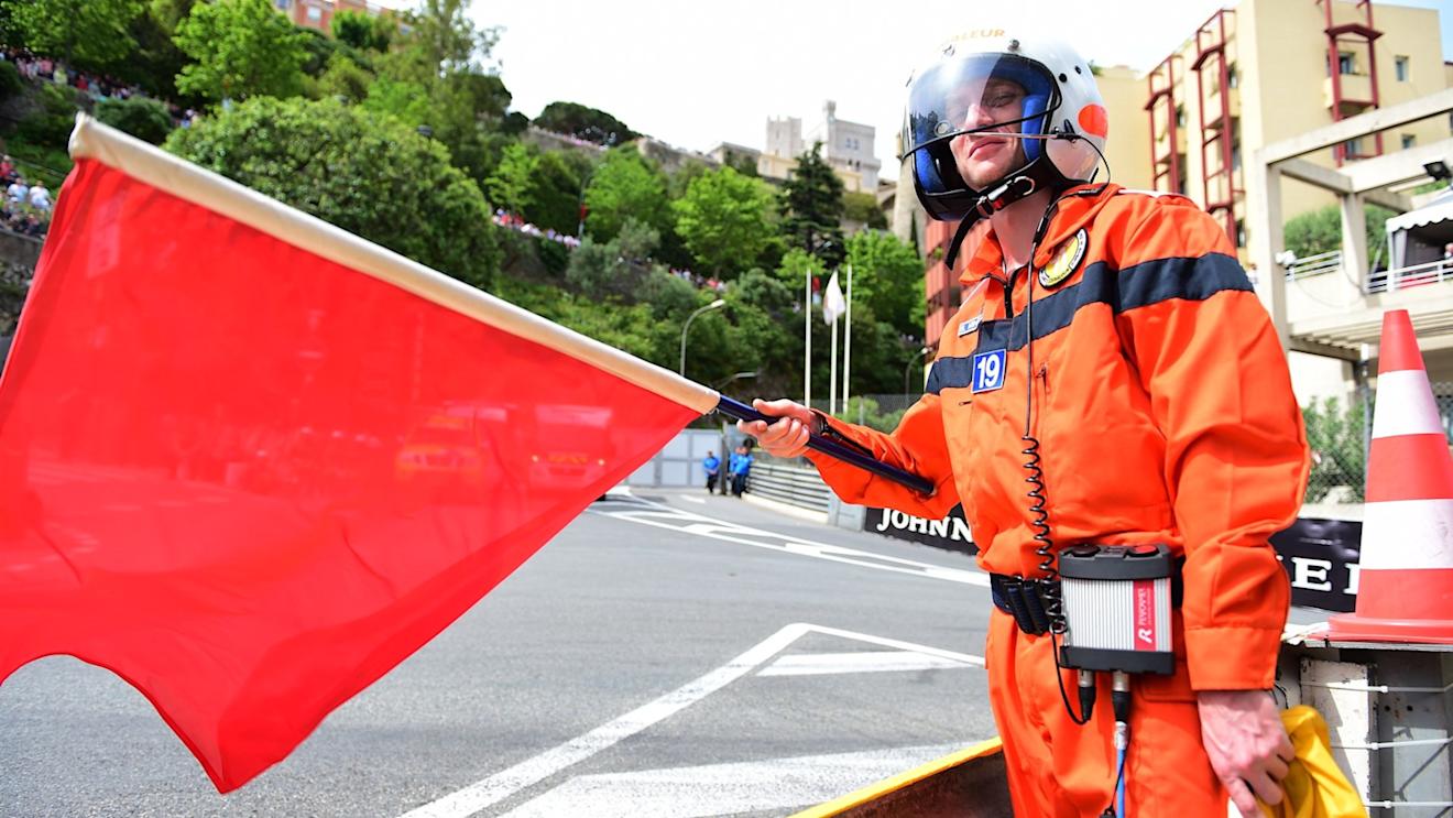 Red Flag at Formula One World Championship, Rd6, Monaco Grand Prix Qualifying, Monte-Carlo, Monaco, Saturday 23 May 2015. © Sutton Motorsport Images