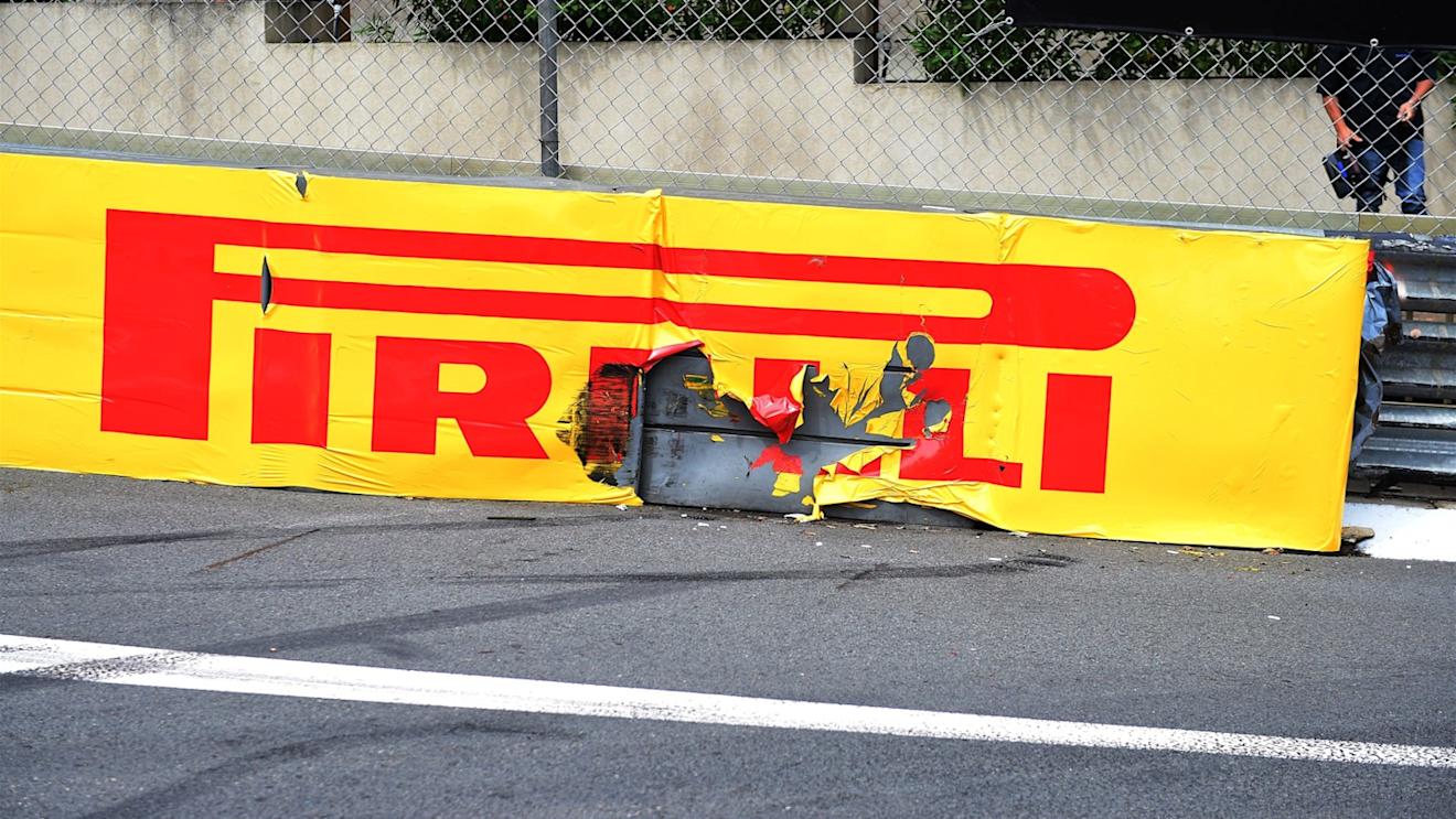 Max Verstappen (NDL) Scuderia Toro Rosso STR10 hit the barrier in FP3 at Formula One World Championship, Rd6, Monaco Grand Prix, FP3 , Monte-Carlo, Monaco, Saturday 23 May 2015. © Sutton Motorsport Images