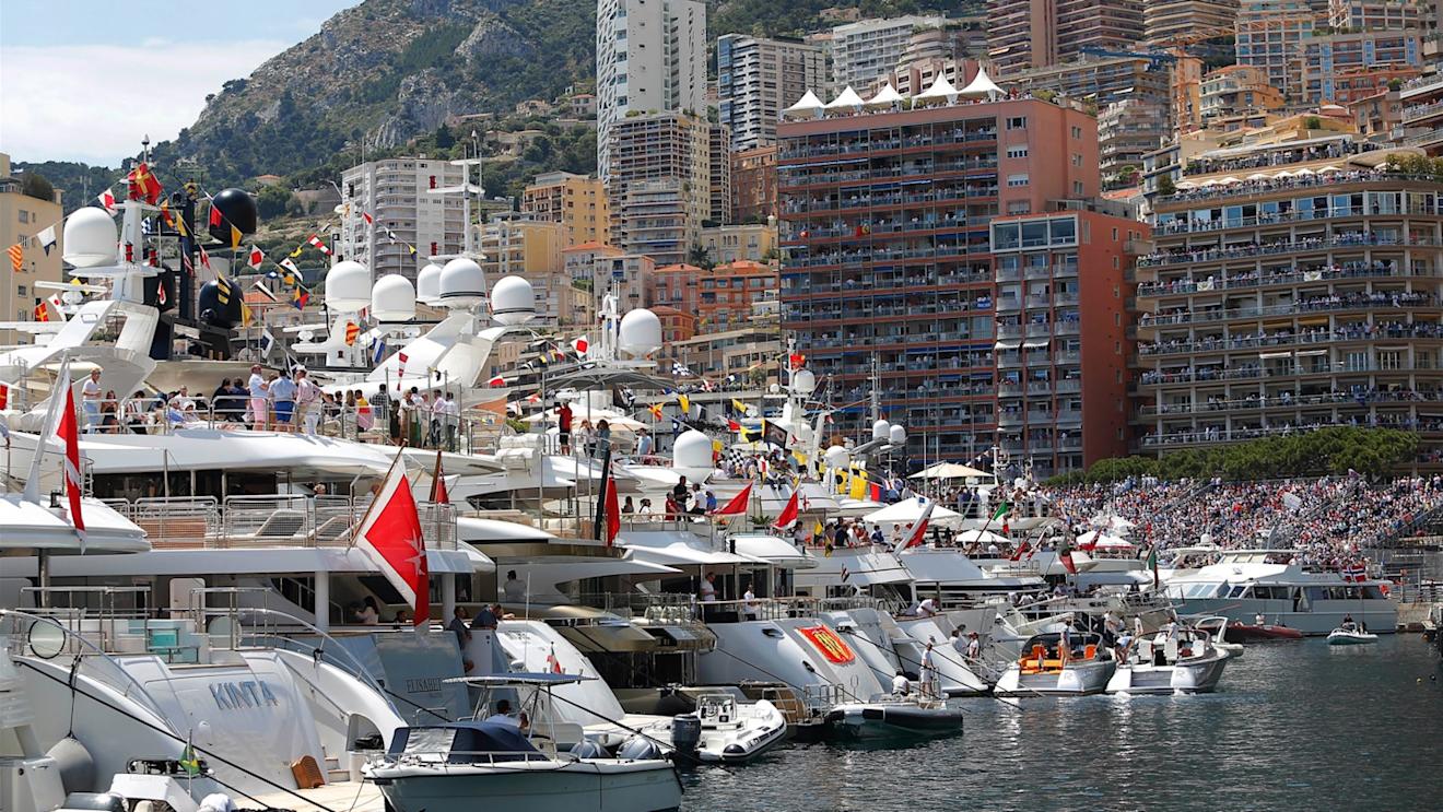 Fans and boats at Formula One World Championship, Rd6, Monaco Grand Prix Race, Monte-Carlo, Monaco, Sunday 24 May 2015. © Sutton Motorsport Images
