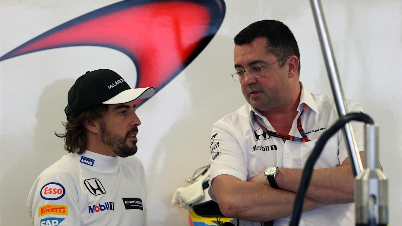 Fernando Alonso (ESP) McLaren and Eric Boullier (FRA) McLaren Racing Director at Formula One World Championship, Rd15, Russian Grand Prix, Practice, Sochi Autodrom, Sochi, Krasnodar Krai, Russia, Friday 9 October 2015. © Sutton Motorsport Images